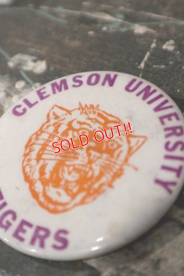 画像2: dp-200301-06 Clemson University Tigers / Vintage College Pinback