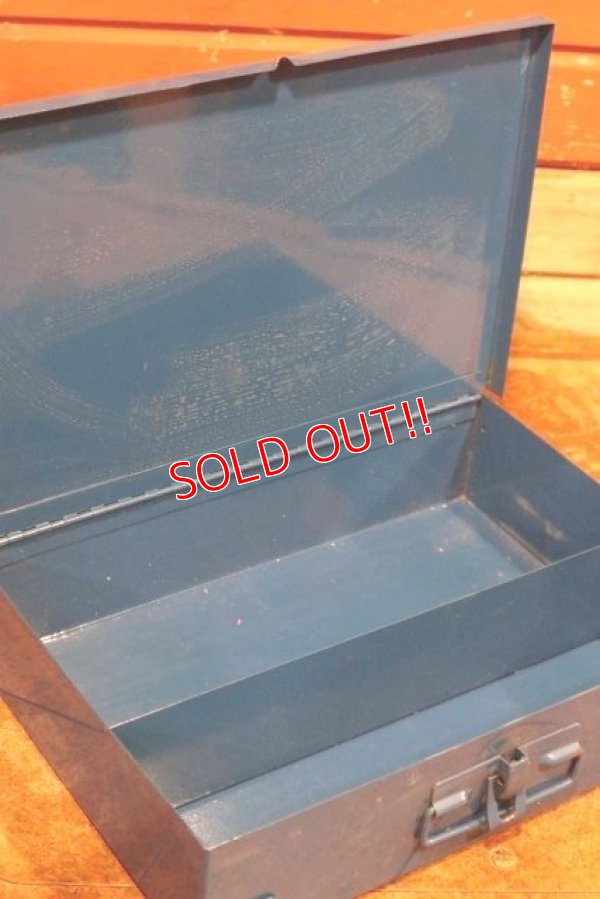 画像4: dp-200301-41 Johnson & Johnson / 1970's First Aid Kit Box