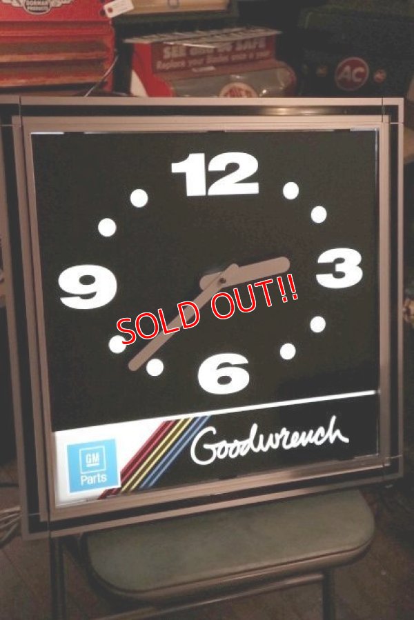 画像1: dp-200301-58 GM Parts Goodwrench / 1980's-1990's Light-Up Clock