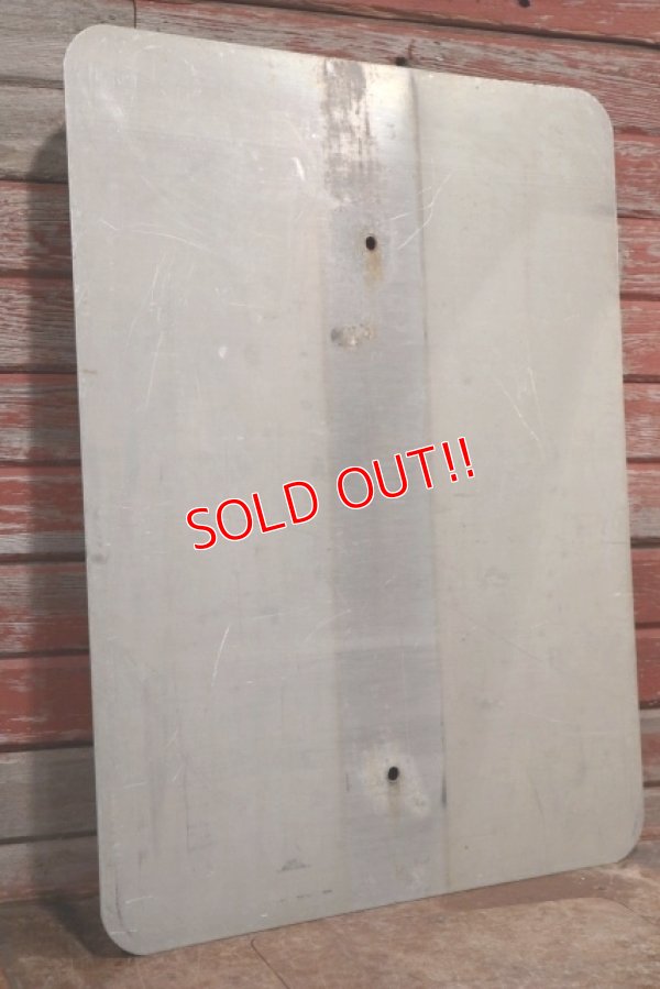 画像7: dp-200403-06 Road Sign "TWO HOUR PARKING"