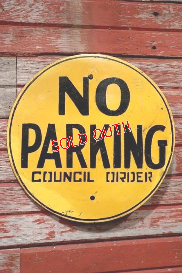 画像1: dp-200501-01 Road Sign "NO PARKING"