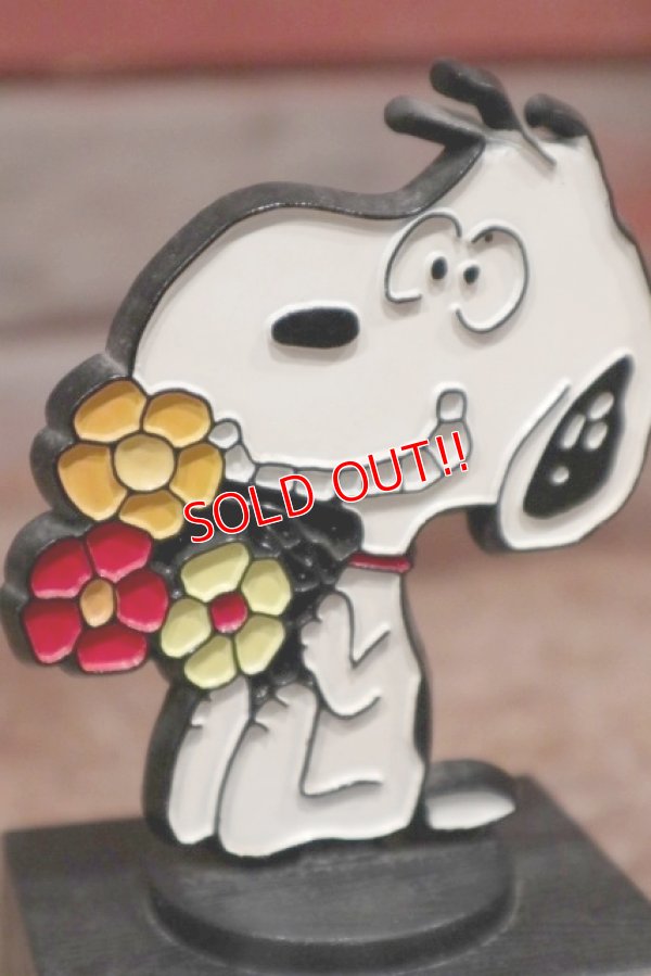 画像2: ct-200501-16 Snoopy / AVIVA 1970's Trophy " I'm In The Mood For Love!"