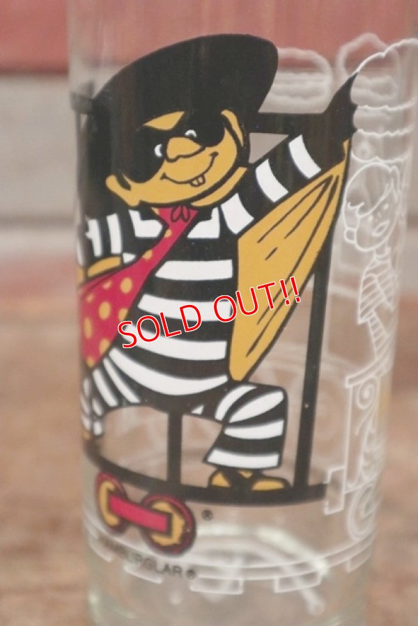 画像2: gs-200501-19 McDonald's / 1977 Action Series "Hamburglar" Glass