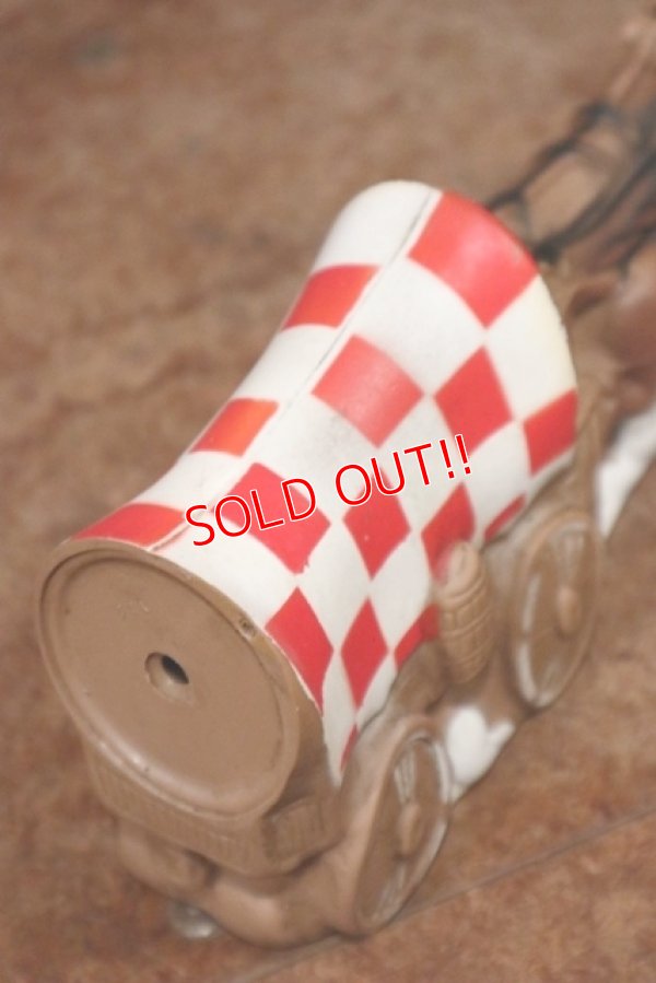 画像6: ct-190605-66 Ralston Purina Company / 1975 Covered Wagon Squeak Toy