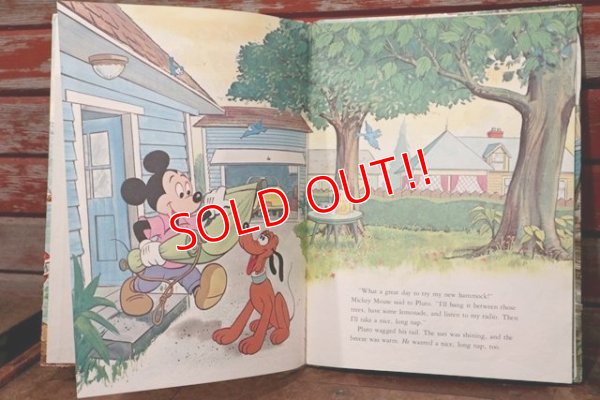 画像3: ct-200601-25 Walt Disney's / Mickey Mouse in Hideway Island 1980's Picture Book