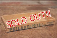 dp-200610-09 Philadelphia Brand / Vintage Cheese Box