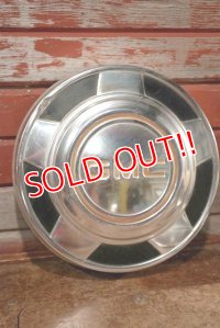 dp-200801-14 GMC / 1970's-1980's Wheel Cover