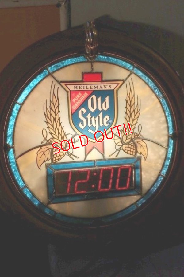 画像2: dp-200801-02 Old Style Beer / 1980's Lighted Sign & Clock