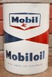 画像2: dp-200901-36 Mobil / Mobiloil 5 U.S.Quart Oil Can (2)