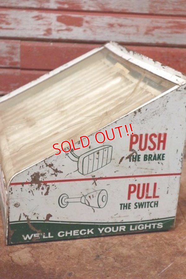 画像4: dp-200901-64 TEXACO / 1960's-1970's Automotive Bulbs Display Case