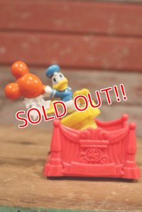 ct-151118-50 Donald Duck / McDonald's 1997 Meal Toy