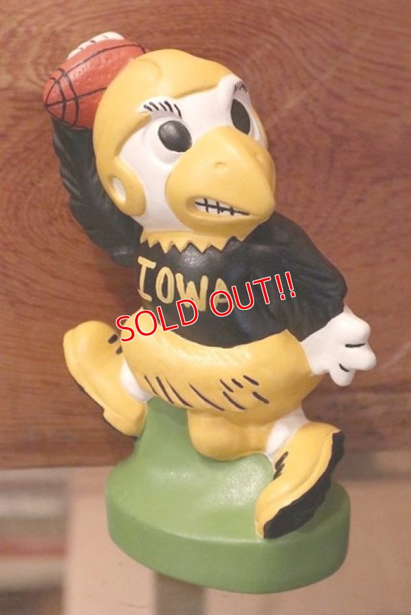 画像1: ct-201001-08 University of Iowa / Herky the Hawk Coin Bank