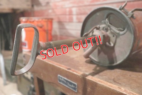 画像9: dp-201001-18 1940's Metal Fire Extinguisher