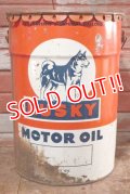 dp-201001-27 HUSKY / 1956 5 U.S.Gallons Motor Oil Can