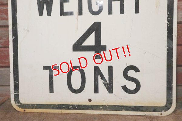 画像4: dp-201001-16 Road Sign "MAXIMUM GROSS WEIGHT 4 TONS "