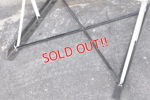 画像9: dp-200901-55 QUAKER STATE / 1970's Stand Sign