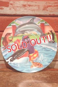 ct-201001-09 McDonald's / 1996 Collectors Plate "Grimace in Zoo"
