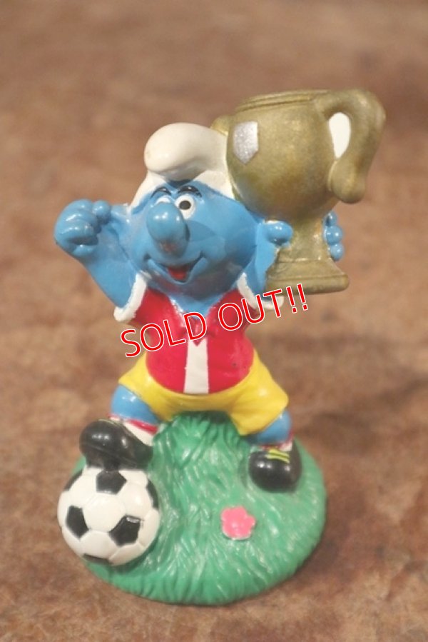 画像2: ct-201101-04 Smurfs / 1998 Candy Topper "Football"