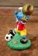 画像3: ct-201101-04 Smurfs / 1998 Candy Topper "Football" (3)