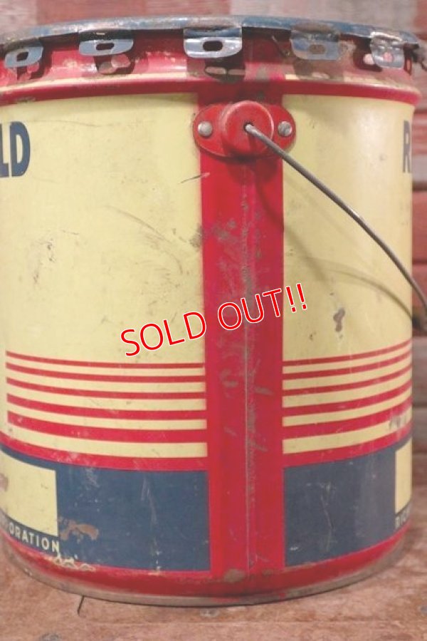 画像4: dp-201101-45 RICHFIELD / 1957 5 U.S.GALLONS Oil Can