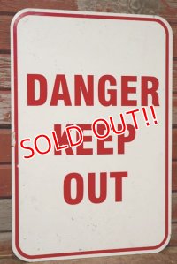 dp-201101-64 Road Sign "DANGER KEEP OUT × NO SMOKING"