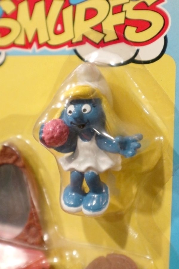 画像2: ct-201101-51 Smurfette / PVC Figure with Accessory (MOC)