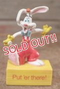 ct-201114-63 Roger Rabbit / 1988 PVC Figure "Put 'er There!"