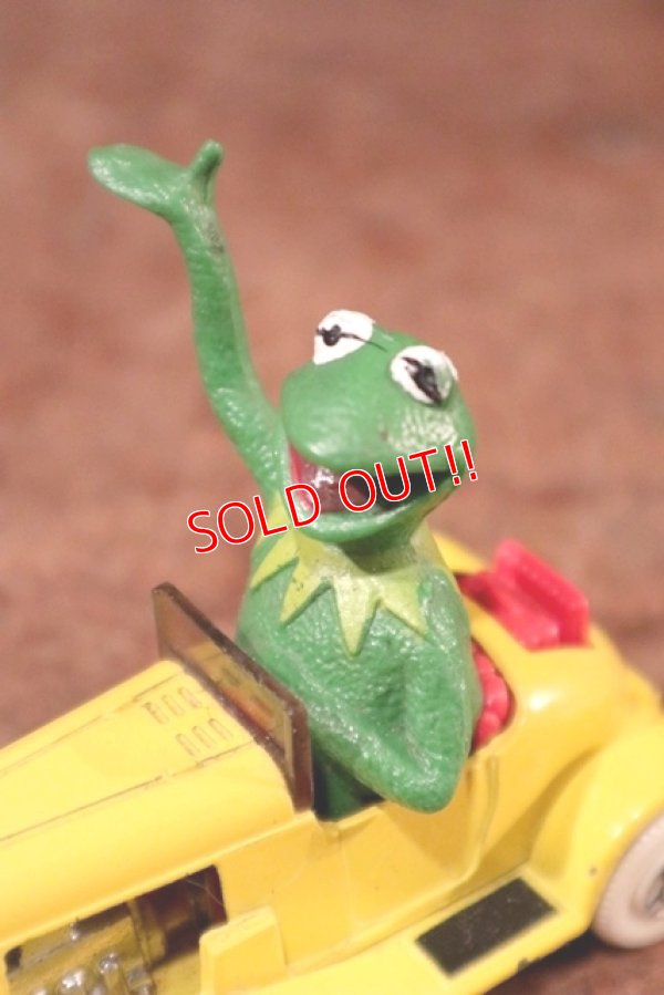 画像2: ct-201114-68 Kermit the Frog / Corgi 1979 Die Cast Car