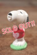 ct-201114-86 Snoopy / Whitman's 1999 PVC Figure "Kiss Me"