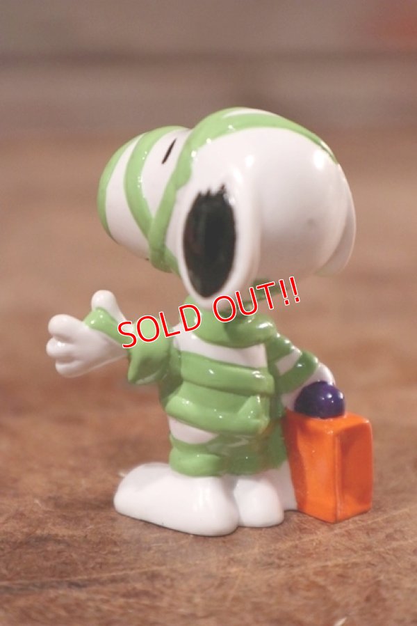 画像4: ct-201114-86 Snoopy / Whitman's 1998 PVC Figure "Mummy"