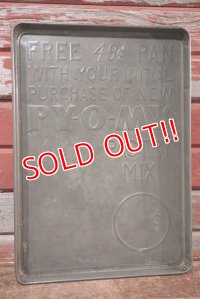 dp-201114-23 Vintage Metal Pan