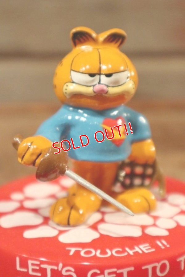 画像2: ct-201114-90 Garfield / 1980's Figurine "Fencing"