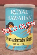 ct-201201-41 Royal Hawaiian / Macadamia Nuts Can