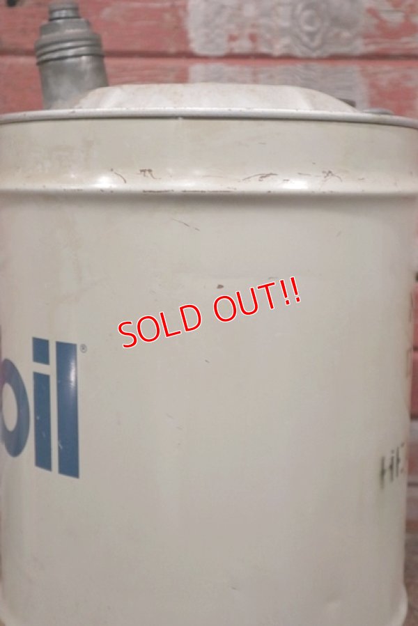 画像4: dp-201201-45 Mobil / 1970's〜5 U.S.GALLONS Oil Can
