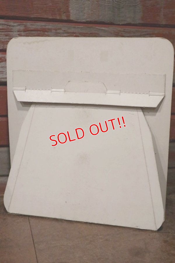 画像8: dp-201201-67 McDonald's / 1976 Coloring Fun Calendar Cardboard Sign