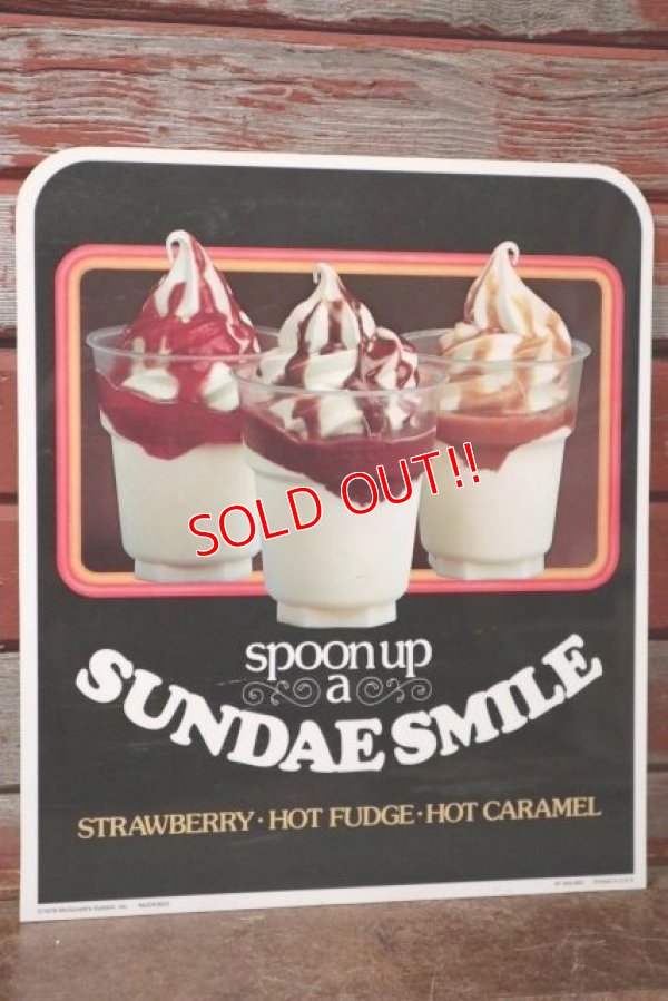 画像1: dp-201201-60 McDonald's / 1978 SUNDAE SMILE Plastic Sheet