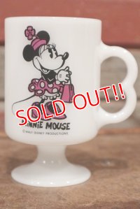 ct-201114-05 Minnie Mouse / Federal 1970's Footed Mug