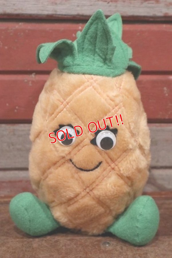 画像1: ct-201201-58 Del Monte Country Yumkin / 1982 "Juicie Pineapple" Plush Doll