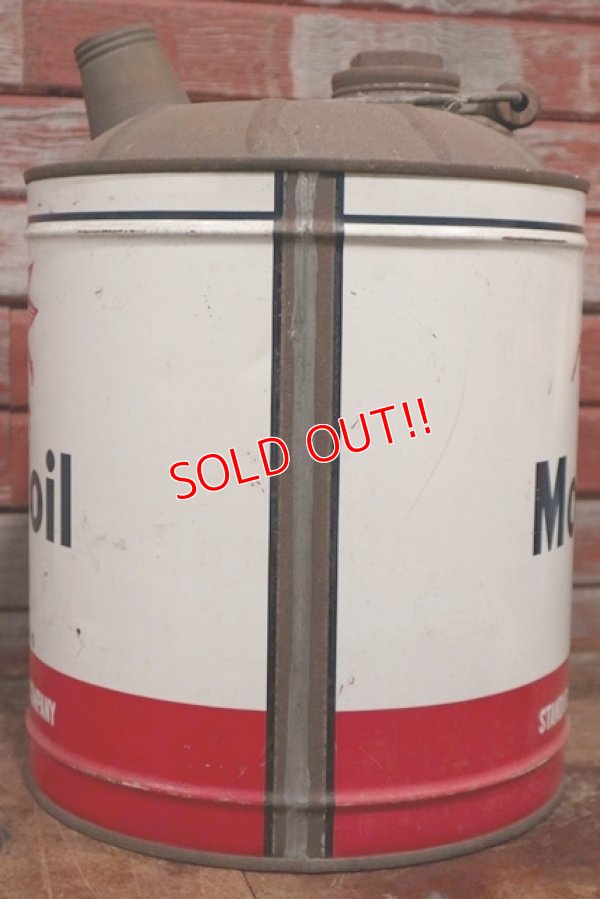 画像5: dp-201201-50 Mobiloil / 1950's 5 U.S.GALLONS Oil Can