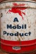 画像2: dp-201201-48 Mobil / 1950's-1960's 5 U.S.GALLONS Oil Can (2)