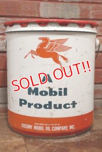 dp-201201-53 Mobil / 1950's 5 U.S.GALLONS Oil Can