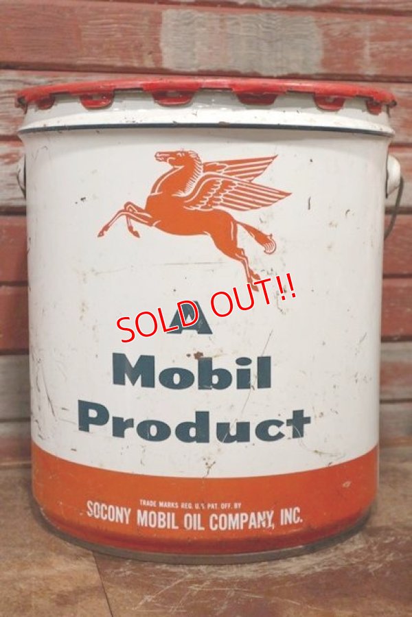 画像1: dp-201201-53 Mobil / 1950's 5 U.S.GALLONS Oil Can