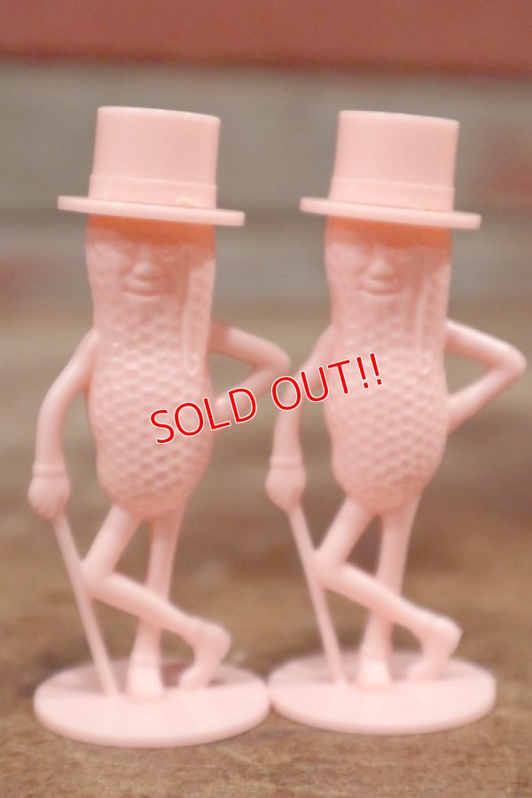 画像1: ct-210201-56 PLANTERS / MR.PEANUT 1950's Salt & Pepper Shaker (Pink)