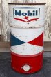画像1: dp-210301-02 Mobil / 1960's 120 POUNDS 16 GALLONS Oil Can (1)