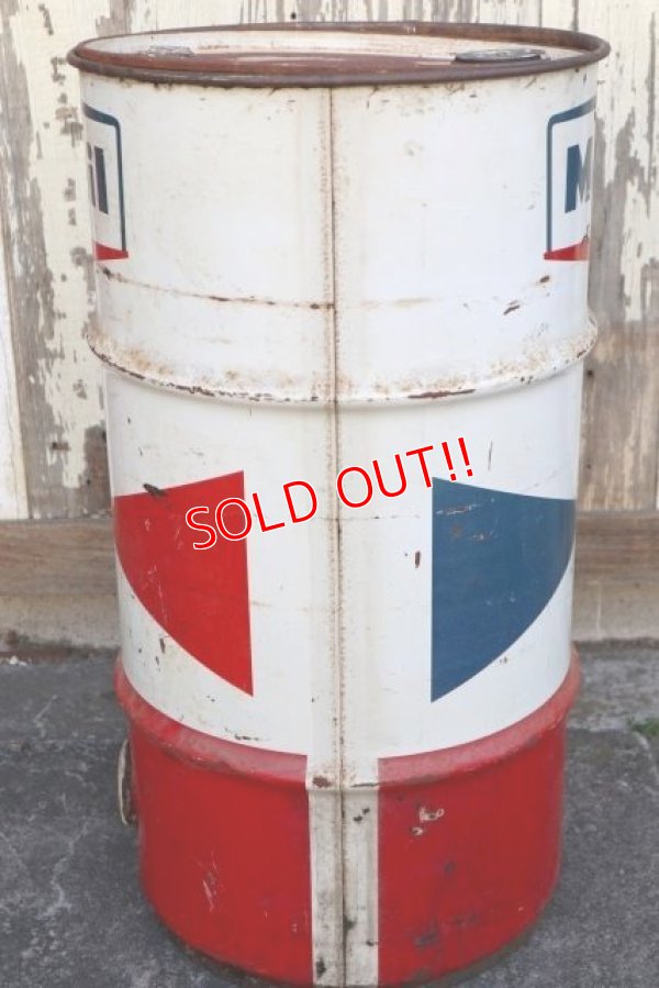 画像7: dp-210301-02 Mobil / 1960's 120 POUNDS 16 GALLONS Oil Can