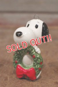 ct-210301-15 Snoopy / Determined 1975 Ornament "Wreath" 