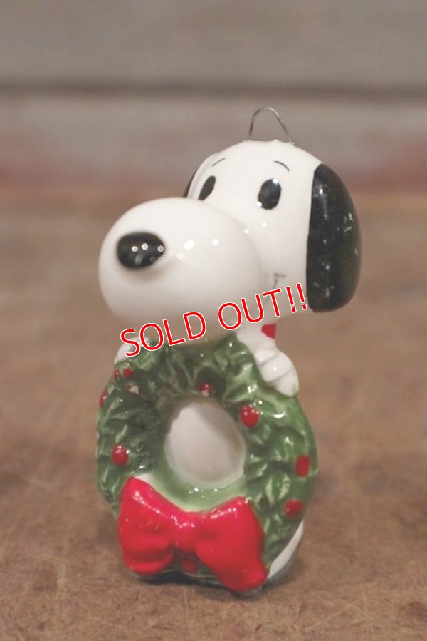 画像1: ct-210301-15 Snoopy / Determined 1975 Ornament "Wreath" 