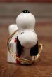 画像2: ct-210301-15 Snoopy / Determined 1975 Ornament "Present Box" (B) (2)