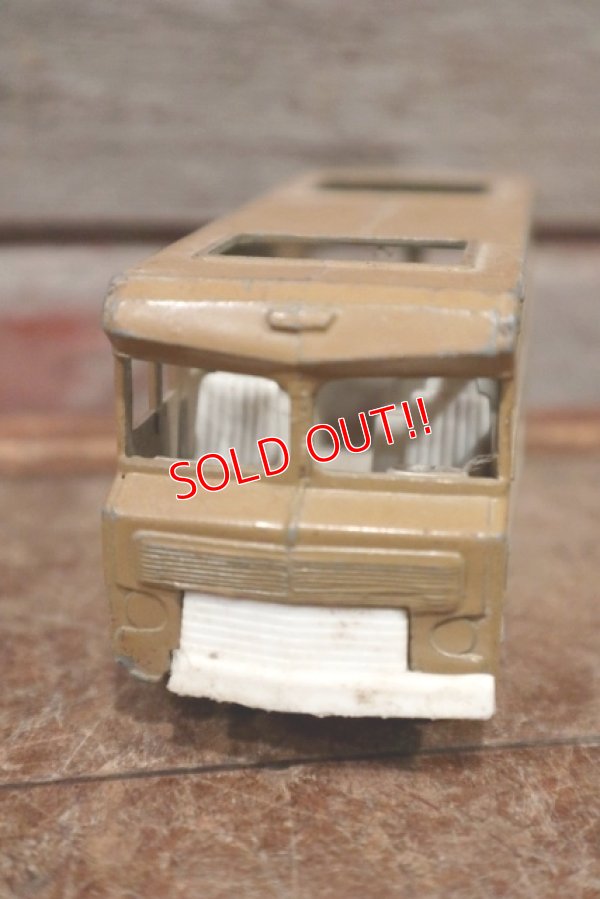 画像2: dp-210201-29 Tootsietoy / Die Cast Car "Camper"