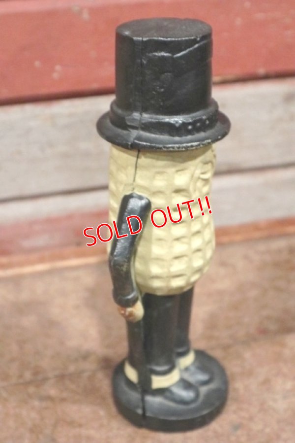 画像4: ct-210301-72 PLANTERS / MR.PEANUT 1940's Cast Iron Coin Bank